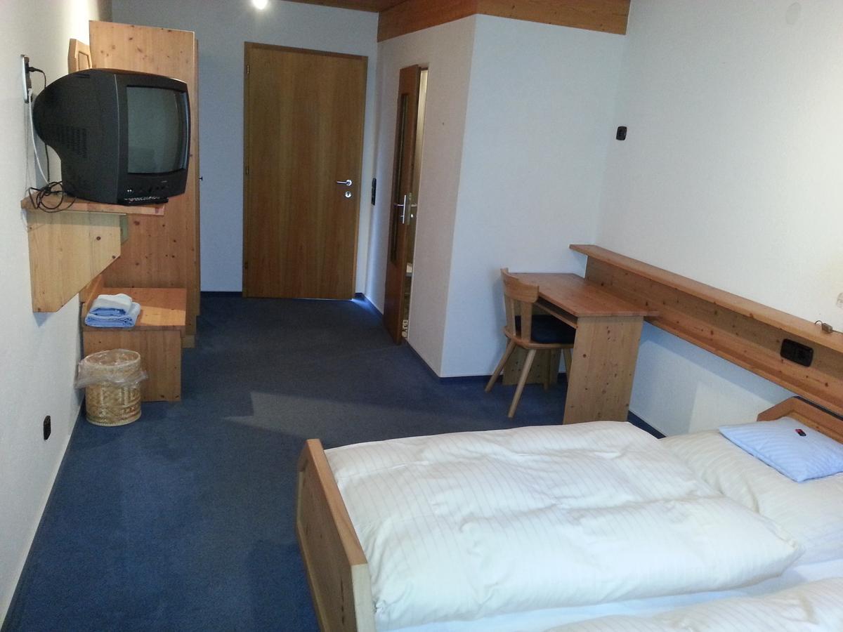 Hotel Bad Bruckhaus Gurtweil Zimmer foto